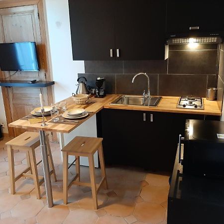 Appartements D'Hotes La Foulonnerie Mios Esterno foto